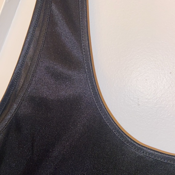 Guess Satin silky Camisole Tank New - Picture 7 of 7